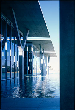 フォートワース現代美術館, アメリカ合衆国・フォートワース, 2002年